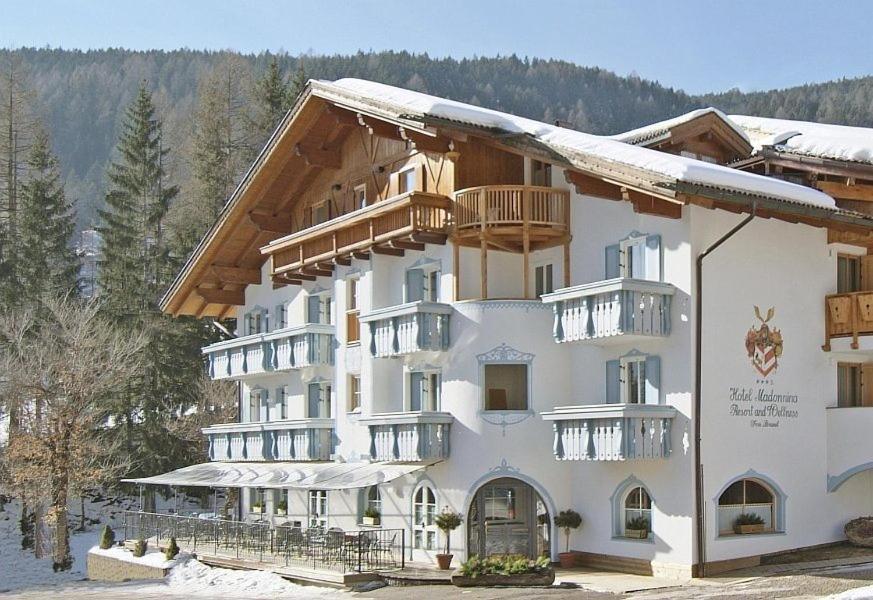 Hotel Madonnina Resort And Wellness ソラーガ エクステリア 写真